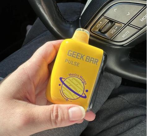 The Future of Vaping: Why Disposable Vapes Are Taking Over